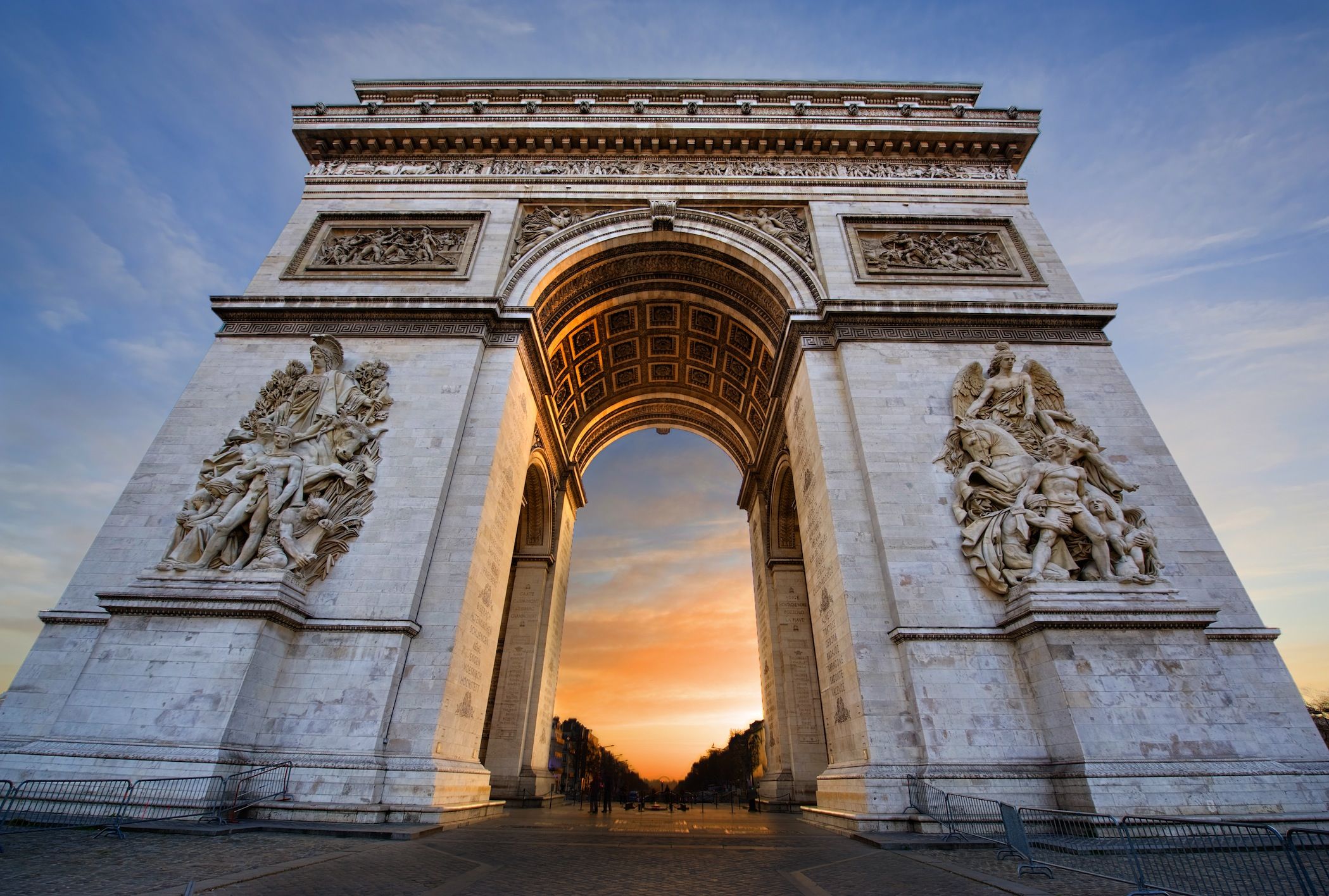 you-must-see-arc-de-triomphe-closeup-at-sunrise-if-you-happen-to-visit