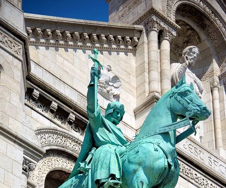 Sacre Coeur's statue of King Saint Louis