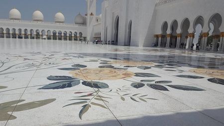 Sheikh Zayed Grand Mosque courtyard ornaments